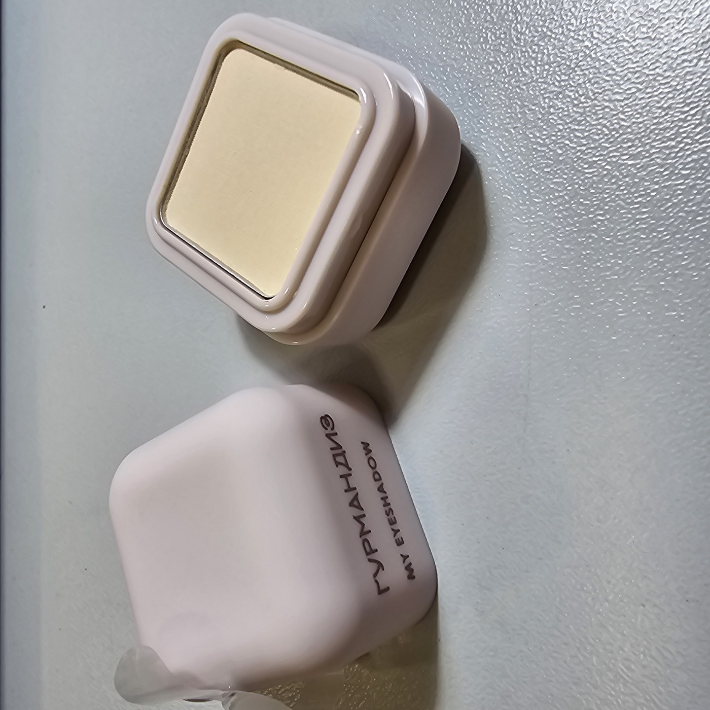 ГУРМАНДИЗ Тени для век «My eyeshadow»,1,3 г, 01-img-0