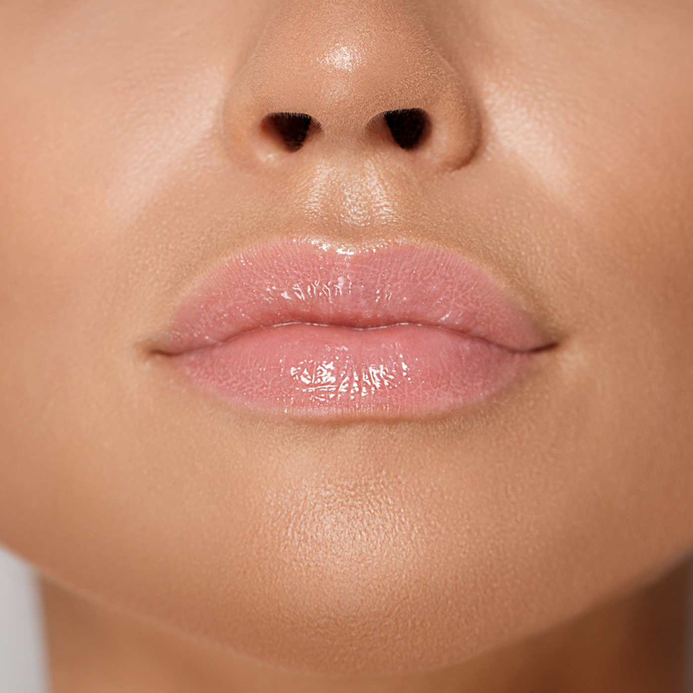 LUXVISAGE Блеск-Плампер для губ тон 303 Baby Pink "LIP VOLUMIZER HOT VANILLA" /6-img-2