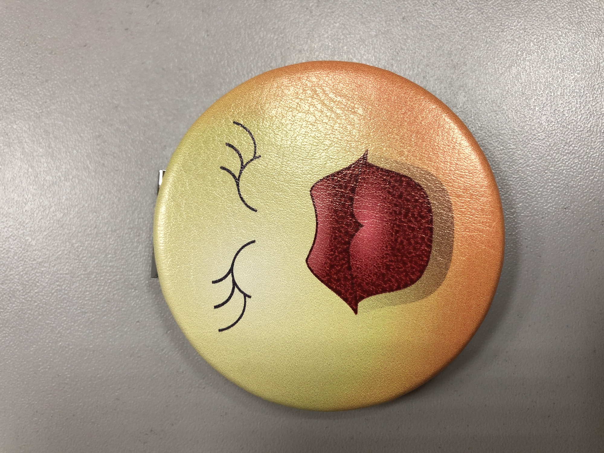 Зеркало карманное  Dewal Beauty серия "Смайлики "-img-0