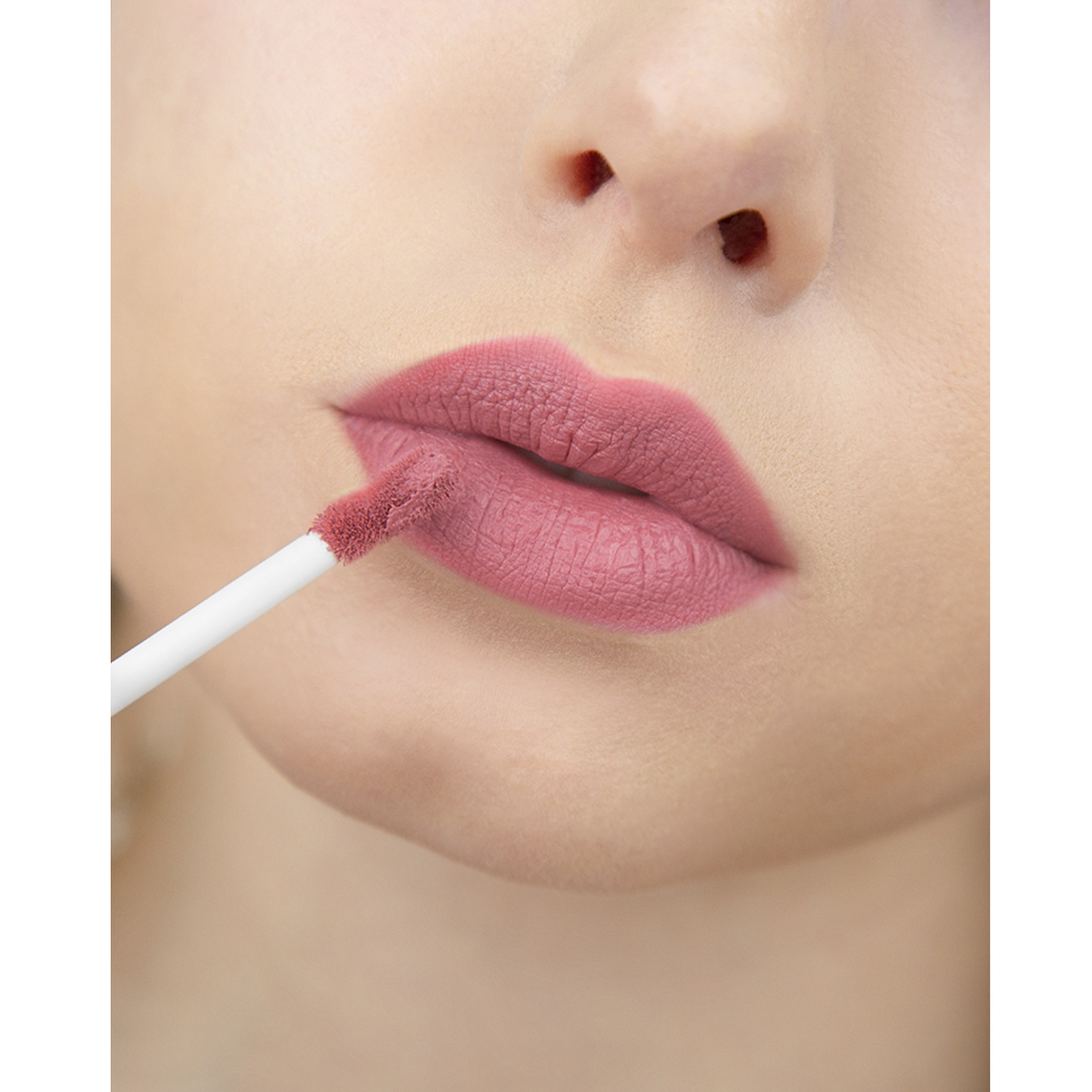 LUXVISAGE Матовый блеск для губ тон 19 "PIN-UP Ultra matt" 5г /5-img-2