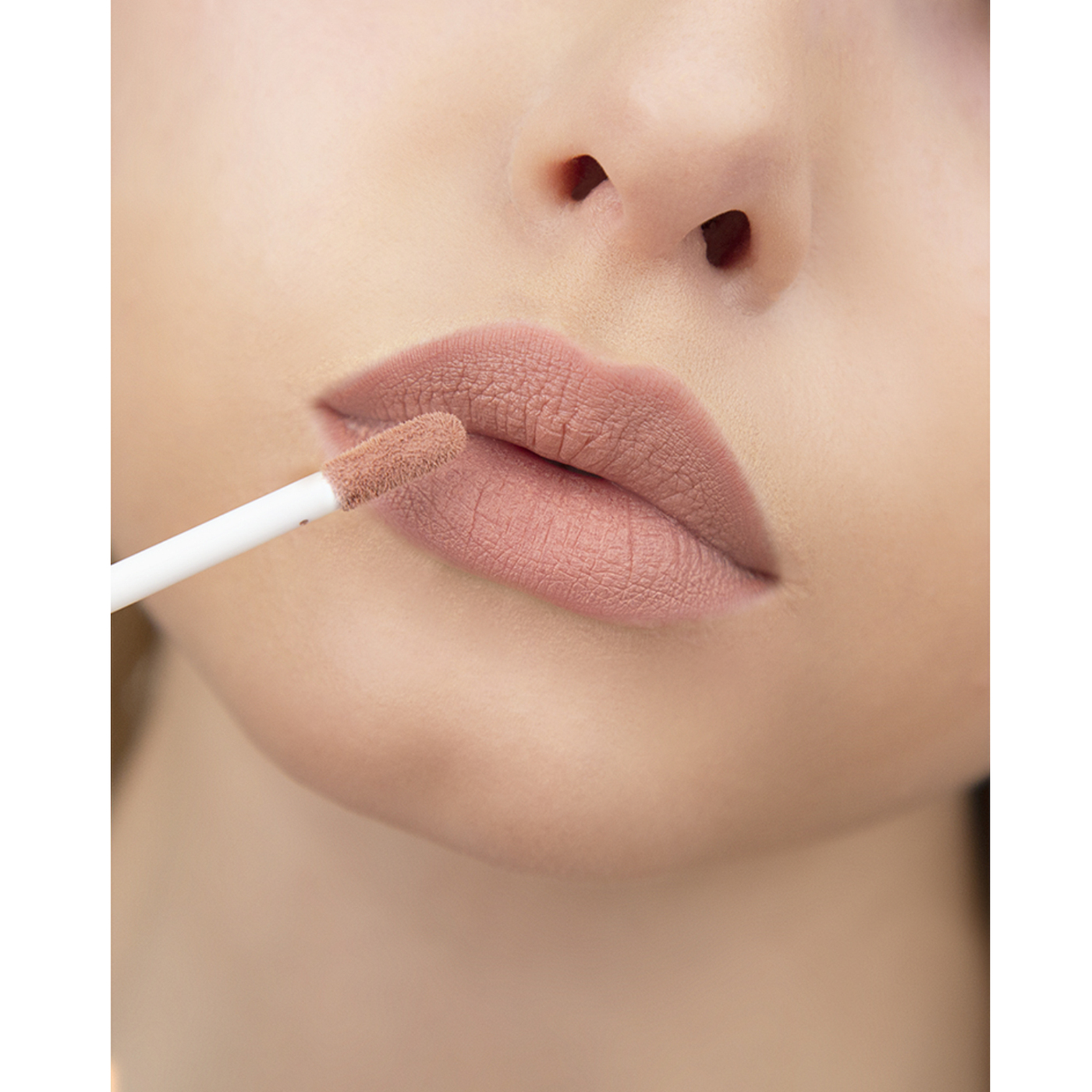 LUXVISAGE Матовый блеск для губ тон 20 "PIN-UP Ultra matt" 5г /5-img-2